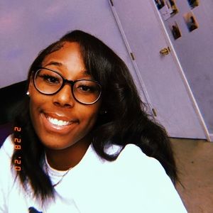 Meet your Posher, Shinyia